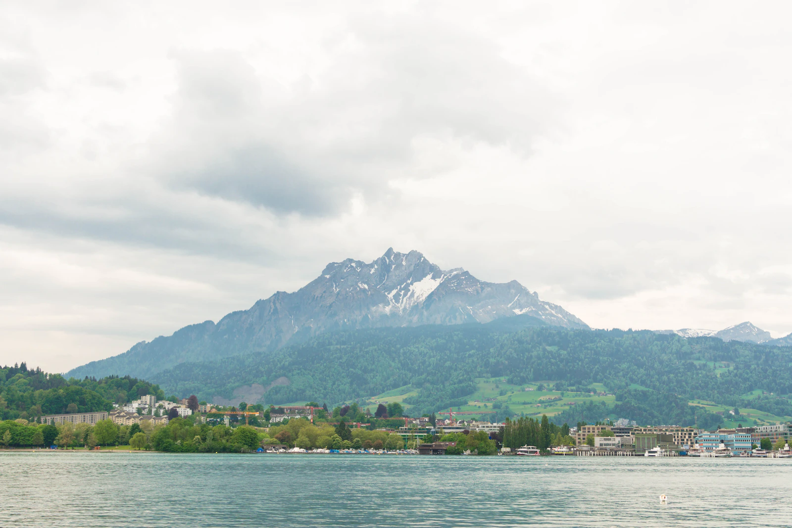Suisse · Lac des Quatre-Cantons et Pilate