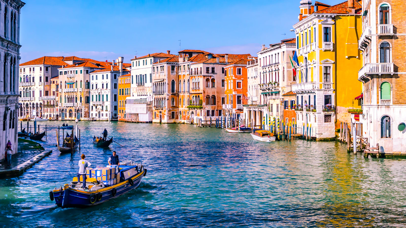 Italy · Venice canal and gondolas